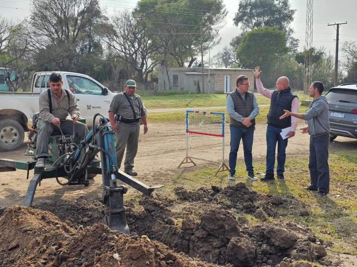 El Senador Borla anunció que se amplía la red de agua en Marcelino Escalada 