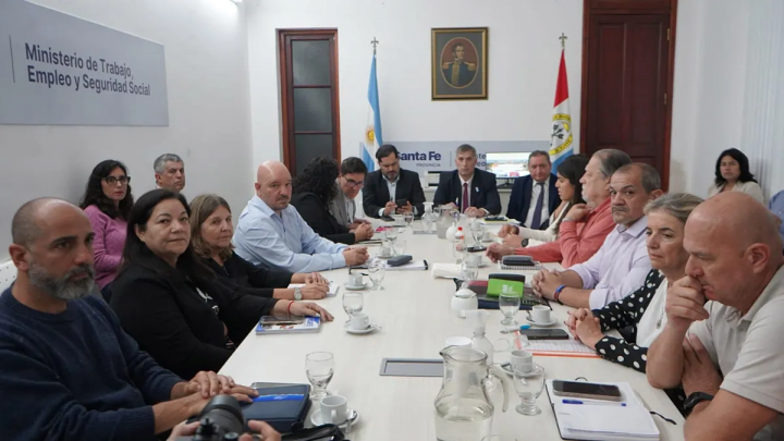 Paritaria docente: la provincia propuso un aumento salarial del 8% y los gremios adelantaron que 