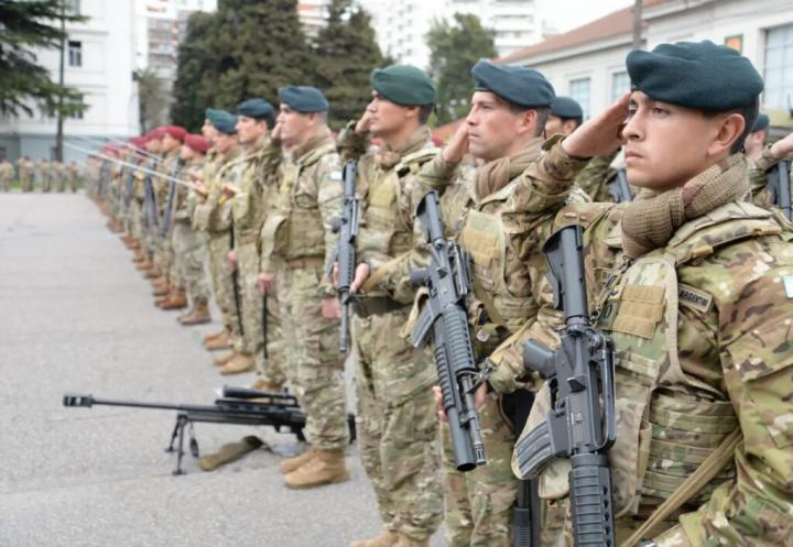 El Gobierno de Milei anunció nuevo Servicio Militar Voluntario para jóvenes 