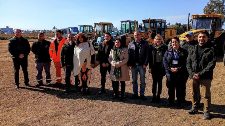 La intendente Maribel González encabezó la apertura del Curso de Maquinaria Vial en San Javier