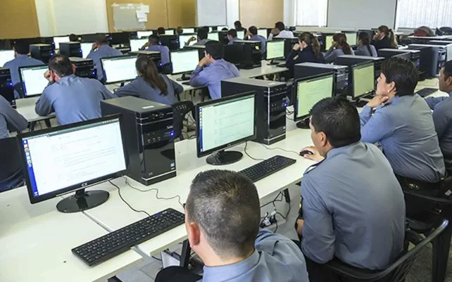 Fue sorprendido mientras se copiaba en el examen de la Policía de Santa Fe