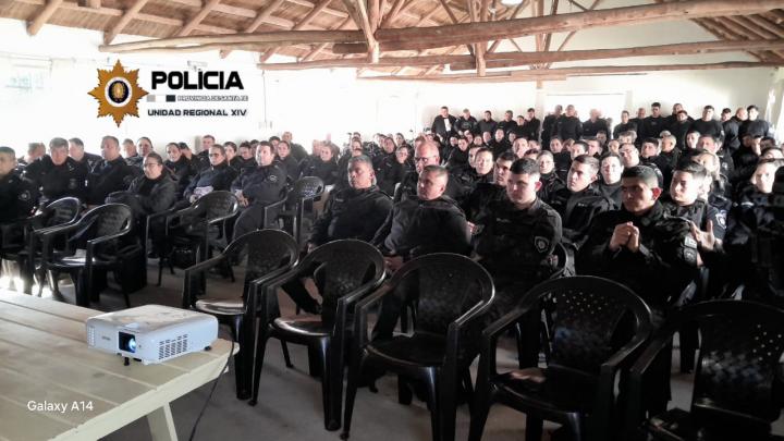 Unidad Regional XIV: jornada de capacitación sobre uso progresivo de la fuerza 
