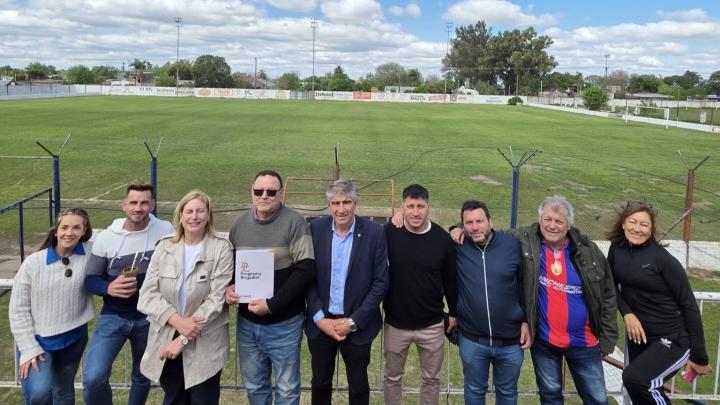 La vicegobernadora Gisela Scaglia visitó San Javier con excelentes noticias para Centra y Huracán