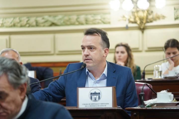 En Santa Fe cierran tres empresas y media por día